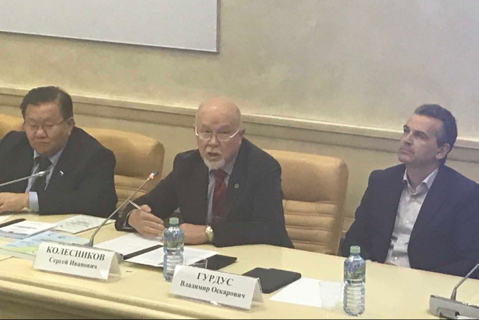 Колесников