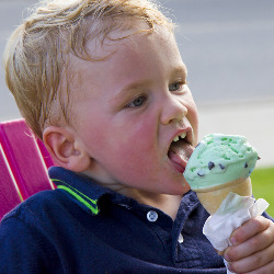 Ребёнок потеет во сне гипергидроз